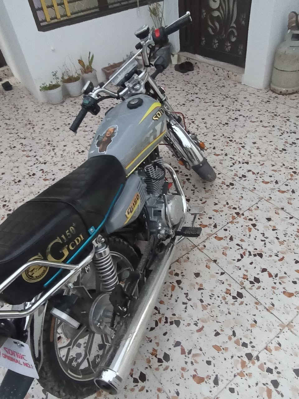 ماطور للبيع موديل 25 خمس جير جديد***********
