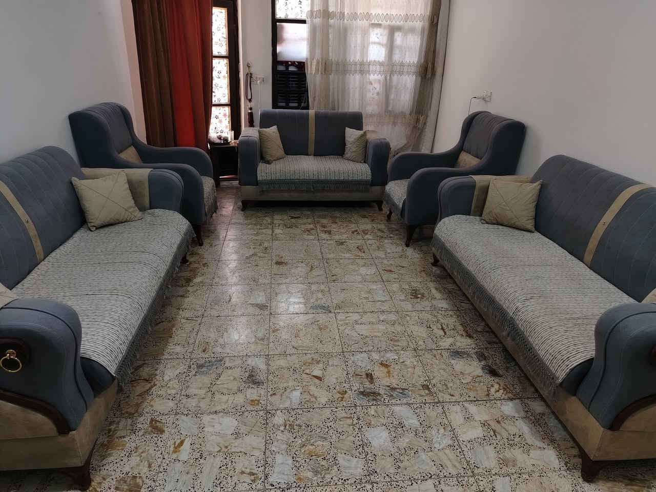 السلام عليكم تخم شغل عراقي ١٠ مقاعد السعر ٣٥٠ وبي مجال حك الجيه العنوان بغداد الدوره


**إذا كنت صاحب هذا الإعلان وتريد حذفه لأي سبب، رجاءا أرسل رسالة إلى الدعم الفني**