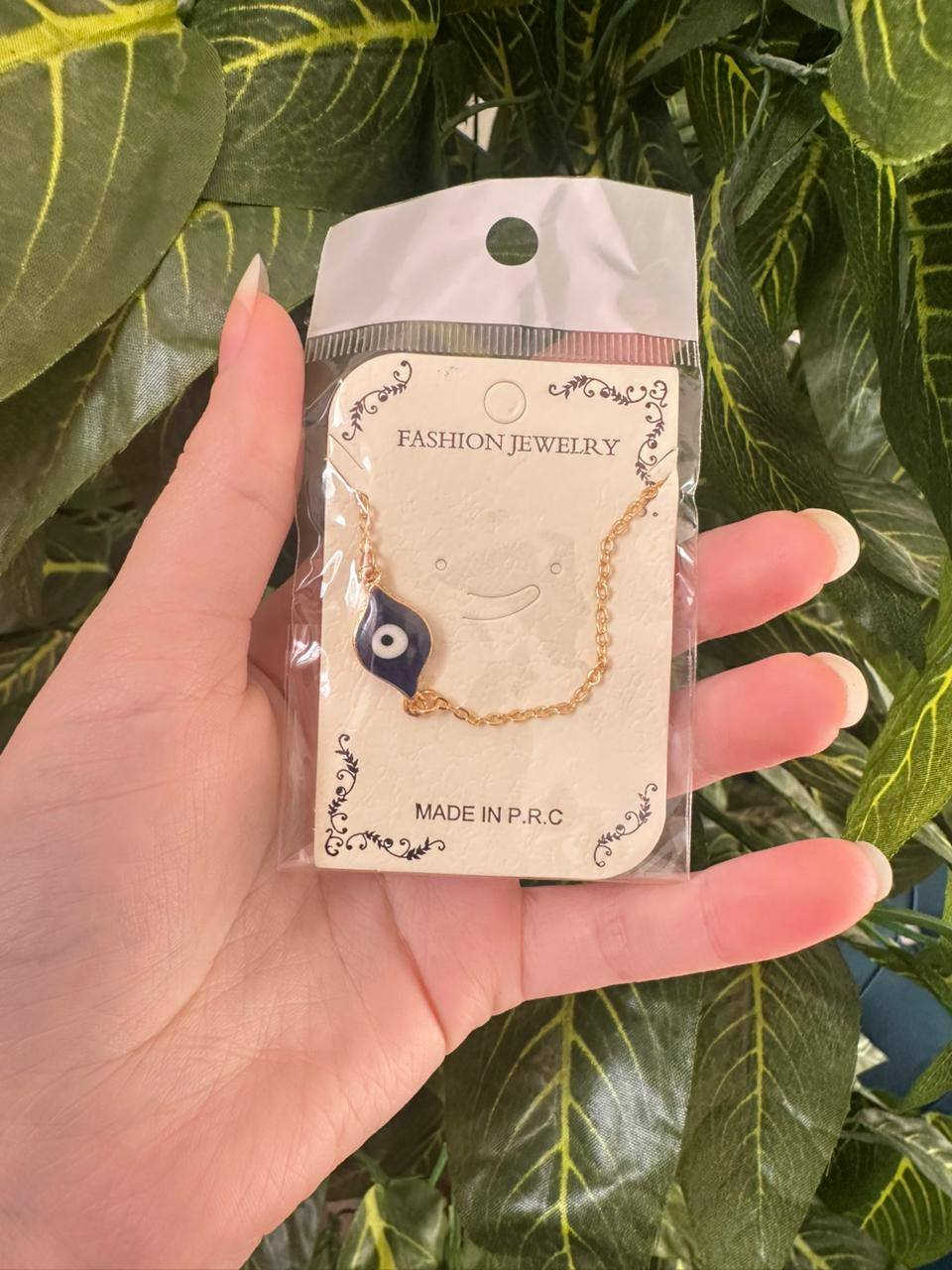 السلام عليكم كلاده ضرف سعر القطعة على الف دينار
يوجد توصيل داخل سبع البور سعر التوصيل الف
رقم/*********** او خاص
