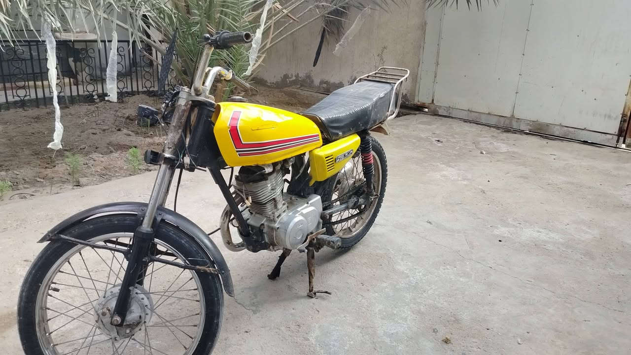 دراجة البيع ادوات دراجة حلوة
مكان ابو الخصيب سعر 300 و بيهة مجال قليل 
رقم _***********
