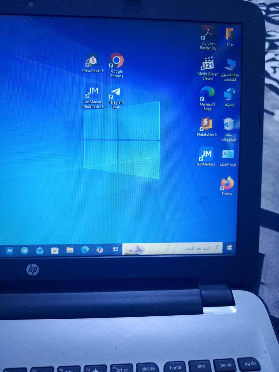 لابتوب اصلي اصلي اصلي شركه معروفه فولللل مواصفات استخدام قليل (اصلي) كامل غراضه شاشه حجم كبيرر كيبور حجم كبير ويا ماوس كيمنك هديه جديد ويا ماوس باك وفولللل مواصفاتت سعره 210ويا توصيل للحجز وتساب***********
