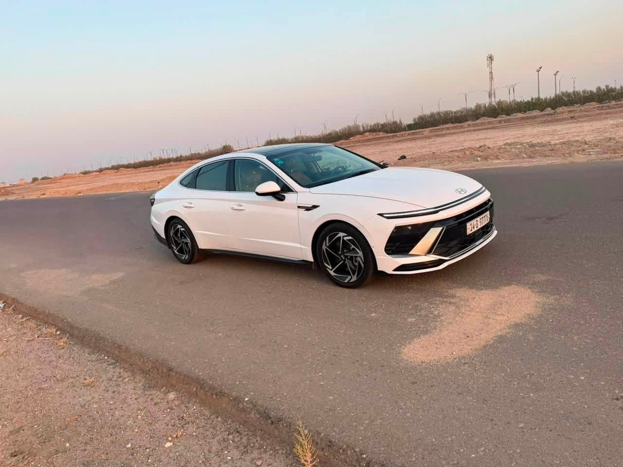للبيع سوناتا رقم بصرة
٥٩٠٠٠ ماشية
فول موصفات واحد على واحد 
1️⃣محرك ٢٥٠٠

٢١٥ ورقة بيها مجال

***********
