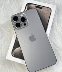 ايفون 15 برو ماكس • ٢٥٦ • تيتانيوم