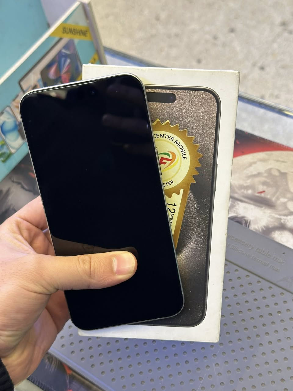 السلام عليكم 15 برو ماكس ذاكرة 256 بطاريه 92 شرق اوسط نظافه 100% 🔥 ***********
