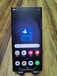 اس 23 الترا أمريكي ذاكرة 512 لون اسود  نظافة 100% اخو الجديد  مقفل شري...