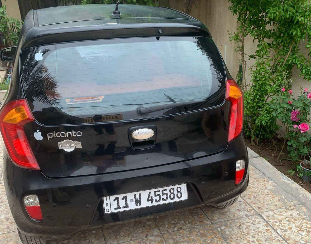 السلام عليكم
للبيع كيا بيكانتو موديل 2014
السيارة سويج فتحة سقف المواصفات المعروفة 
السيارة بيهه جراد خفيف بالقمارة كما موضح بالصور 
السعر المطلوب 83 ورقة وبيهه مجال 
مكان السيارة بغداد اليرموك حي الداخلية 
للاستفسار الاتصال على الرقم ***********

