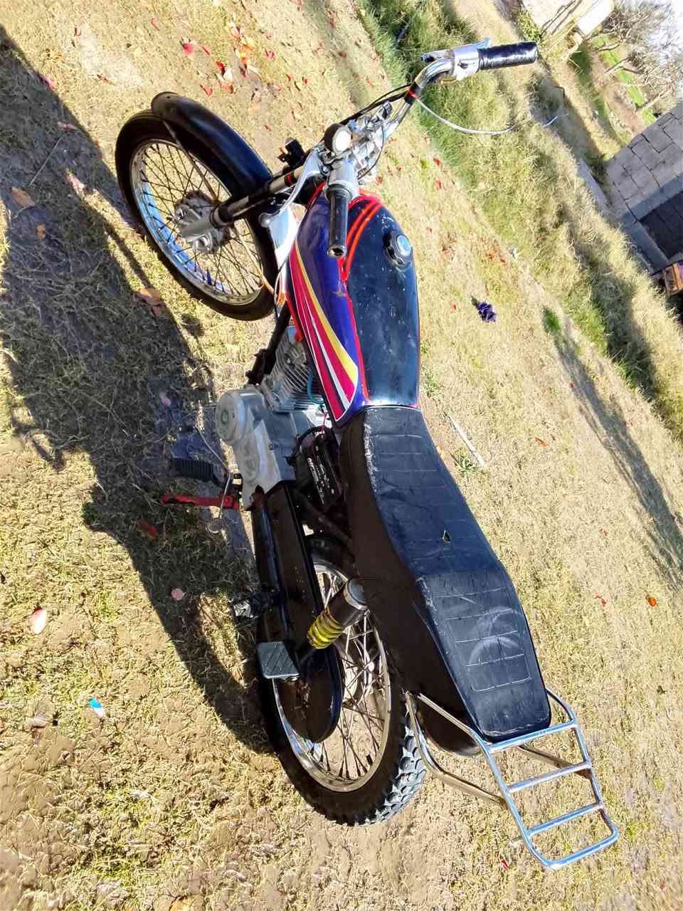 سلام عليكم  دراجه للبيع دراجه كلك كلك كهربايات كله شغاله سعر 275 وبيه مجال مكان محاويل قضاء لبعلوان مكلف بل نشر هاذ رقمي ***********
