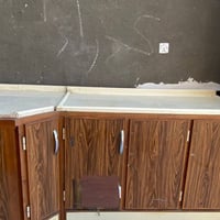 كاونتر زاوية • قابل تفاوض