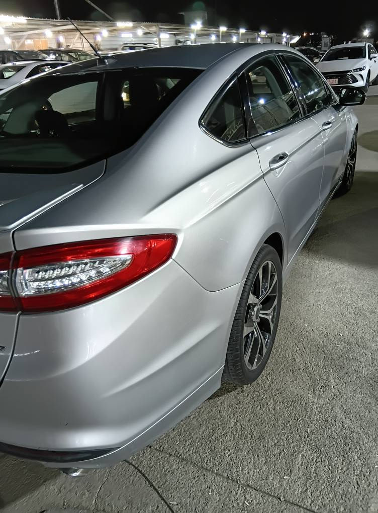 سلام عليكم جمعات سياره فورد فيوشن موديل2016 مه كينه 2.5بي توربوو دووباجه ي أمريكا هه يه بونيت جاملخ كه ميك شورى هه يه به س ئيرباك سيسته .ره قه مي خوم 0750 4234878 أربيل, العراق
