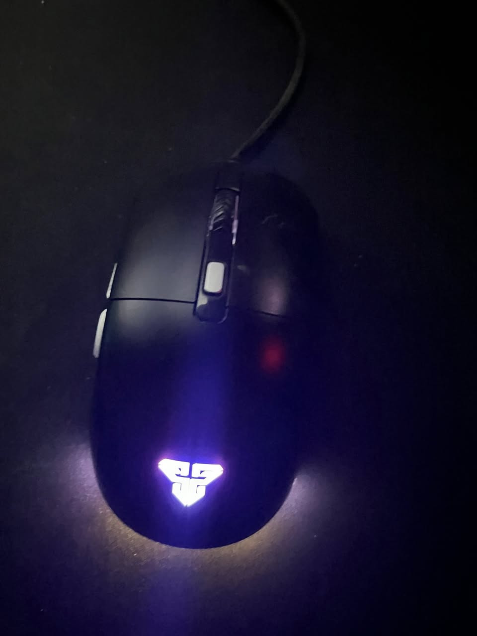 سلام عليكم 
تجميعه كامله للبيع 

‏💥GPU : RTX 3050 8GB
‏💥CPU : RYZEN 5 3600
‏💥RAM : 16GB 8*2 3200MHZ Corsair (NEW)
‏💥MB : MSI B450 Tomhawk MAX
‏💥SSD :  250GB  (NEW)
‏💥HDD : 1TB (NEW)
‏💥PSU : 700W (NEW)
‏💥 CASE : Darkflash mid 4fans RGB (NEW)
معه شاشه 144هرتز وماوس وكيبورد سعر 800 مكان نجف رقمي ***********
