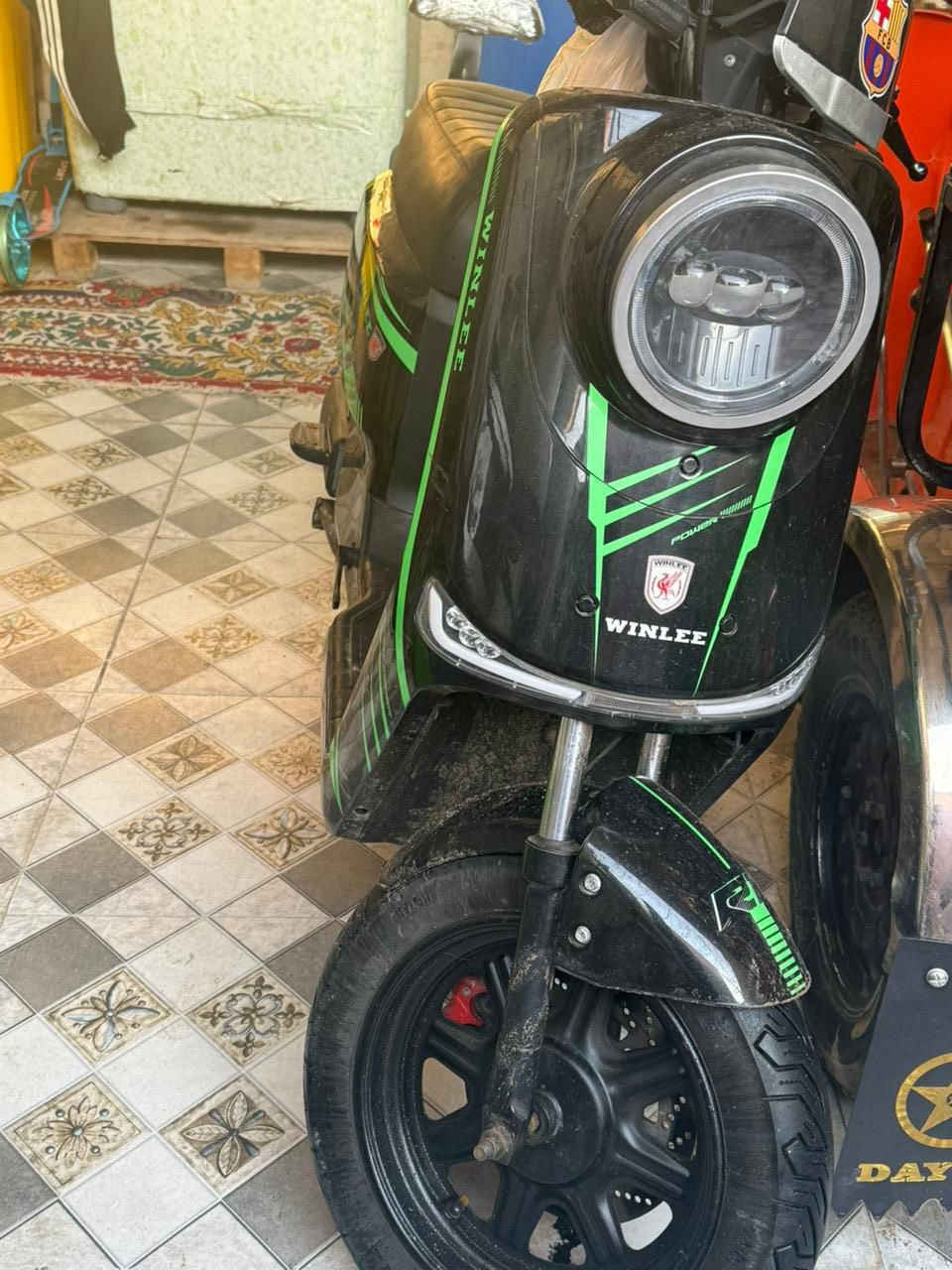 دراجه R11 نضيفه مابيه اي شي وكلشي بيهاا شغال ب550 العنوان بصره معقل سوك  خمسين حوش ***********
