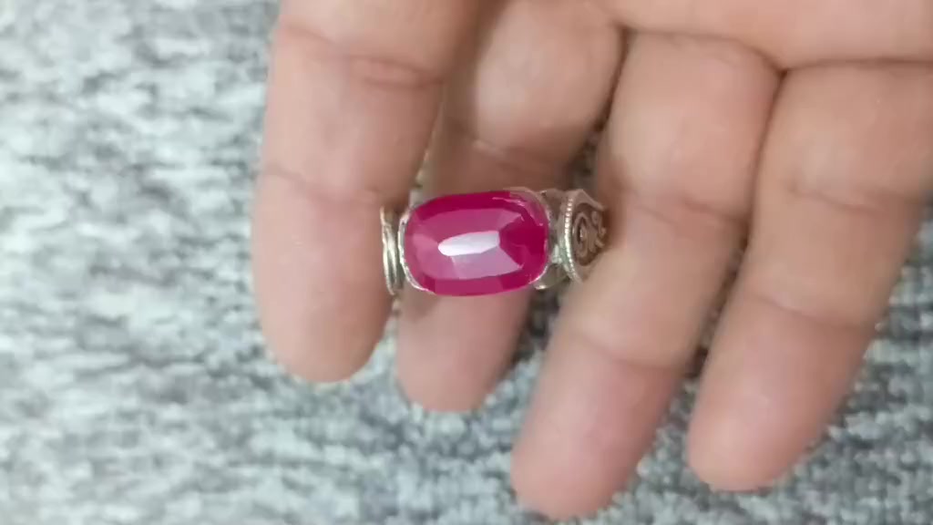 خاتم ياقوت فرط الرمان صياغه سلجوقيه السعر 100 بغداد الزعفرانيه ***********
