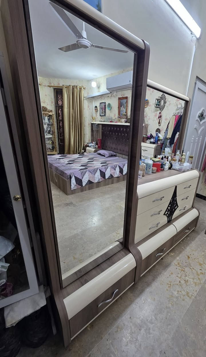 غرفة نوم تركيا للبيع  ٩ قطع نضيفه جدا  السعر مليون


**إذا كنت صاحب هذا الإعلان وتريد حذفه لأي سبب، رجاءا أرسل رسالة إلى الدعم الفني**