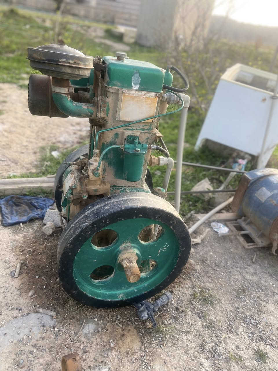 السلام عليكم
لستر توب لاند 
8حصان 
ما مفتوح 
دينمو 7
ما مفتوح جديد بعده 

للاستفسار ***********
