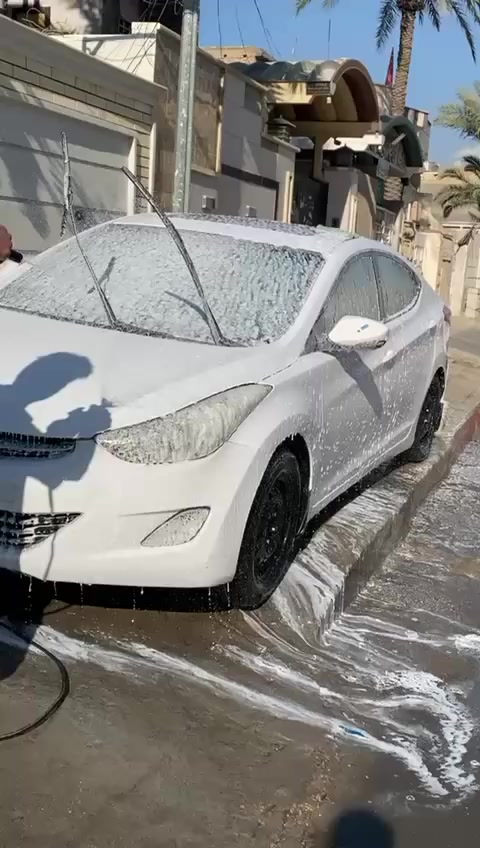 السلام عليكم 
النترا للبيع 2012 خليجي 
الرقم الجديد سنوية جديدة لـ2032
صدر امامي خلفي جديد +تخم تاير
سيارة بيهة جاملغ وباب  الخلفي جهة السايق  
وشبر من باب الصدر 

السعر 108 وبيهة مجال بسيط 
للاستفسار الاتصال ***********
