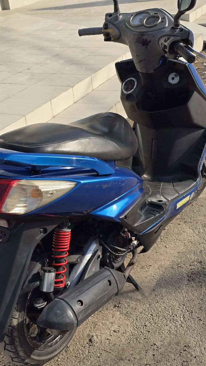 السلام عليكم... دراجه سكنس للبيع دراجه بلاديه ومناقصهة شي العنوان بعقوبه محرك بلادي. السعر 750
***********
