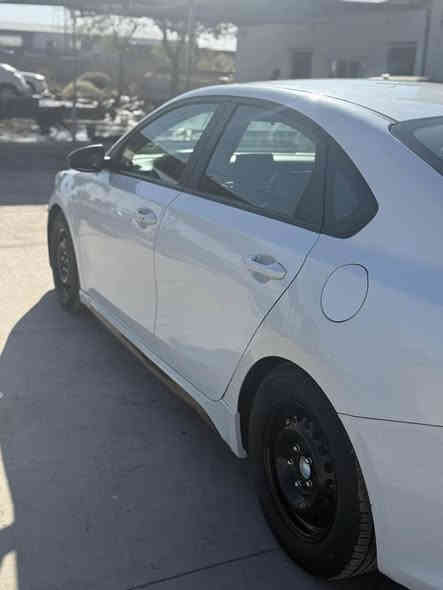 فورتي جيتي لاين 21
رقم بغداد 
بسمي تحويل مباشر 
منظومة غاز  منظومة زنون 
كير ايتي بدوان ايرباك 
جاهزة سيارة من كل شي
العنوان: بغداد الكاظمية 
السعر:148 وبيهه مجال بسيط 
الاتصال *********** بغداد
