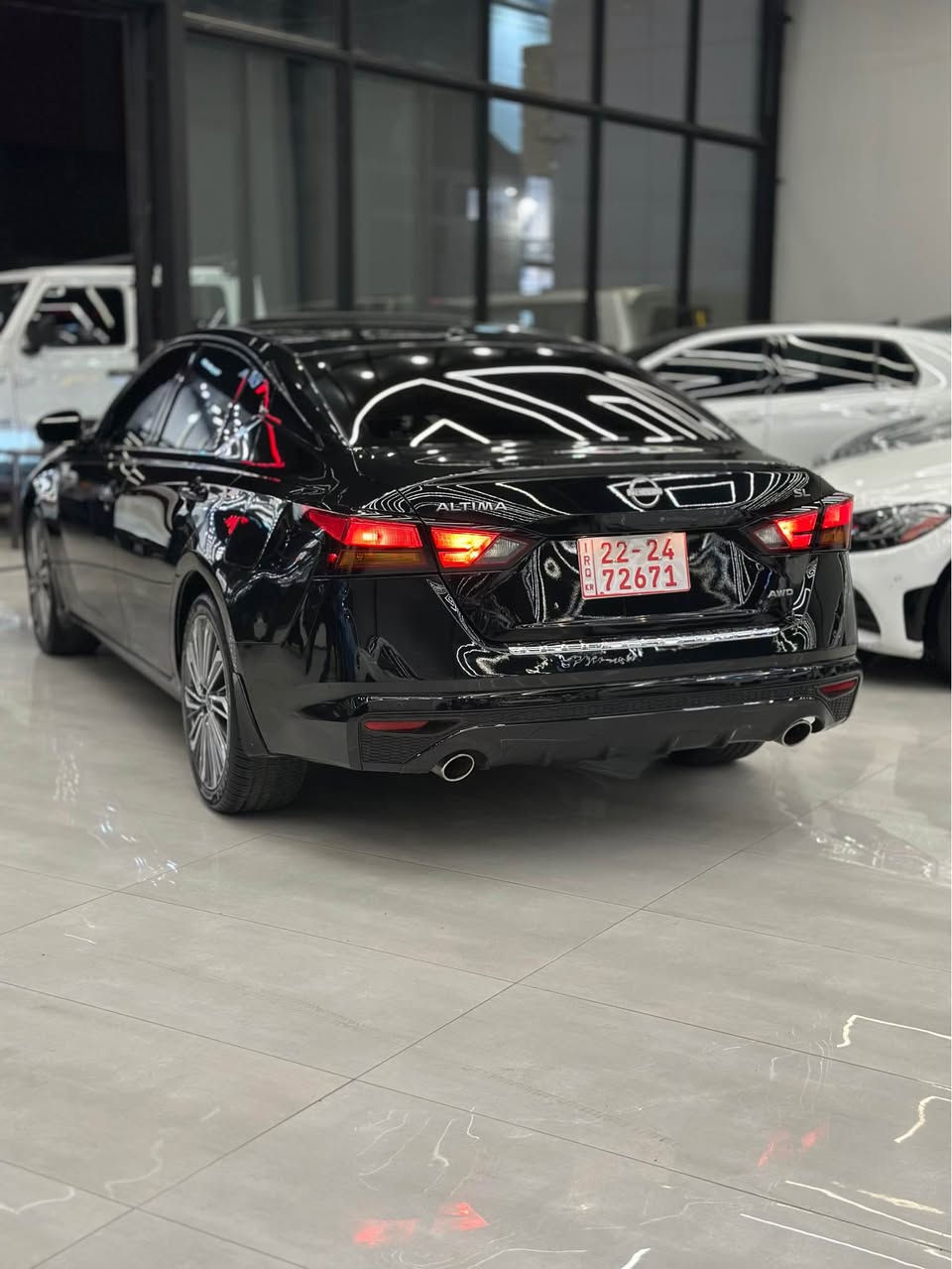 نيسان التيما   
موديل : 2023
الصنف :  (اعلى صنف في التيما سستم صوت BOSE و4 كامرات ومقاعدجلد اصلي) 
الوارد :وارد امريكي
سعه المحرك : 25
رقم الشاصي : 1N4BL4EW2PN306589
رقم السياره : رقم اربيل 
اللون الخارجي : اسود
اللون الداخلي : كراسي جلد 
قراءة العداد : 22الف ميل
المواصفات: اس ال sl
•فتحه
•4 كامرات
•سماعات BOSE
•لايت امامي زنون عالي ناصي وليد اشاره ونهاري
•مقاعد جلد اصلي ومخيط بلون برتقالي
•مقاعد ومقود مدفئ
• بصمه تشغيل
•بصمه ابواب
•ويل كاب  
•شاشه 
•سستم ايفون
•كامره  خلفية 
•كامره اماميه (نظام مساعدة عدم الانحراف عن الطريق)
•رادار امامي
•رادار خلفي للوقوف المفاجئ 
•حساس مرايا جانبيه
•تحديد مسرب
• قياده ذاتيه  
• تشغيل عن بعد 
• تحكم ستيرن
•مثبت سرعه
• بلوتوث  
•حجر بيئه بلادي
•الاطارات جديد
جميع المواصفات موضحه بالصور
للاستفسار 
***********  
***********
 موقع السياره : اربيل أربيل, العراق
