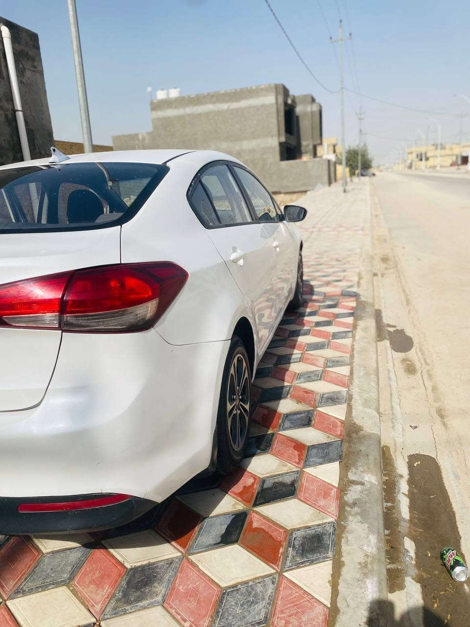 سيراتو موديل 2017 خليجي بيع او مراوس حسب القناعه  كير محرك تبريد خير من الله مقدم جديد رقم قادسيه بيهه 3 قطع المواصفات شاشه كامره اشاير بلمري ويل كب مكان السياره السماوه قضاء الرميثه السعر 108 وبيهه مجال 
***********
