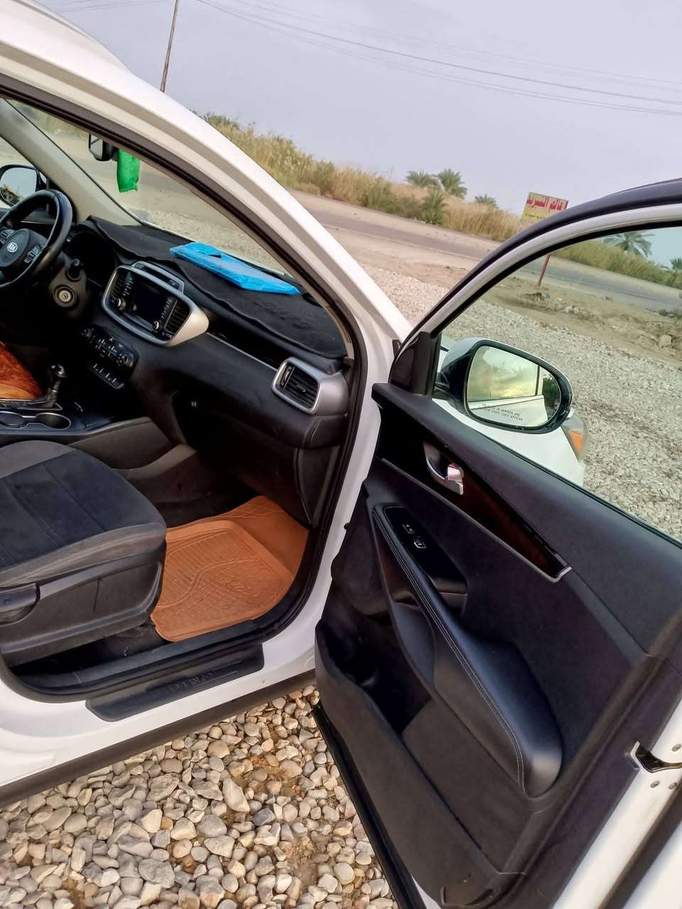 السلام عليكم سورنتو امريكي مديل 17 رقم قادسيه نكليزي السياره جديده كلش ماشيه 90الف ضربته بمريكه جاملغ وبنيد جاملغ نفسه والبنيد مبدل محرك 4 جي دي اي حداديه جديده تخم تاير جديد السياره بسمي 7 راكب السياره كلش نظيفه مكلف بالنشر سعر 175وبيه مجال رقم التلفون *********** واتساب ذي قار قضاء الرفاعي
