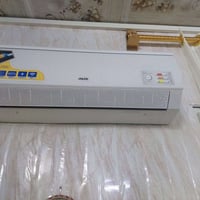 عندي سبلت واحد. طن اوكس تحكم اخو الجديد مشتغل موسم واحد فقط سعر 350   ...