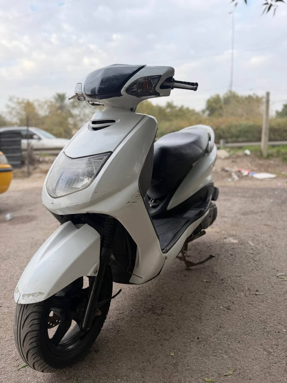 سكنس نثيه صارلها شهرين نازله من رمبه نكره سلف كل كهربائيات شغاله اي نقص مابيها الدراجه خير من الله كفرات ختم واحد شوفوا الفديوات موضح بيها كلشي 
للبيع السعر 650بيها مجال
تواصل هذا رقمي واتساب او رصيد 
***********
مكاني بغداد الكريعات بغداد, العراق
