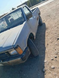 نيسان • موديل ٩٢ • مكينة وقير مقفولات