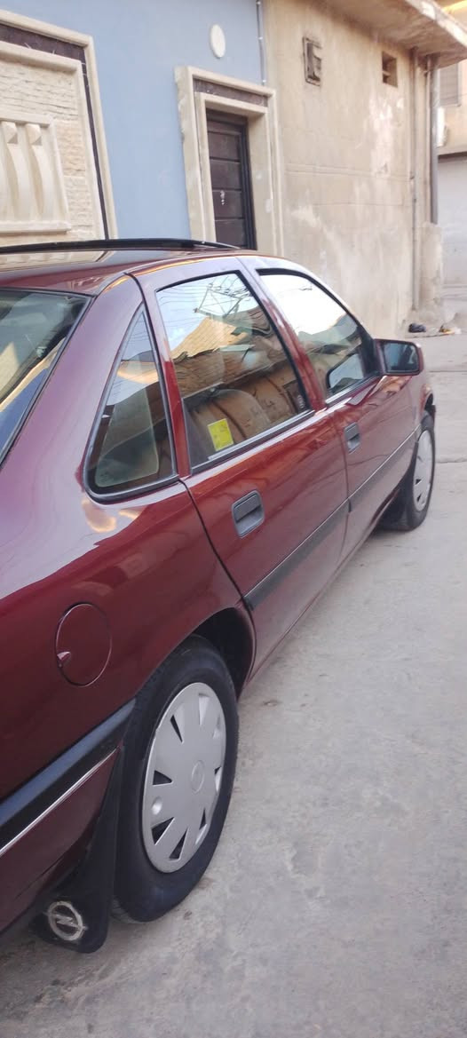 فكترا موديل 1992 كاربون سنويه 2028
كير مكينه طخم شرط صبغ فقط دوائر وسقف تقحيل
***********

