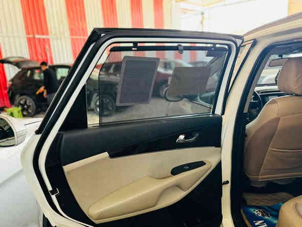 سورنتو موديل ١٨ خليجي ٦سلندر بصمه سياره مبدل بيبان ٢حهه السائق  صليات ***********
