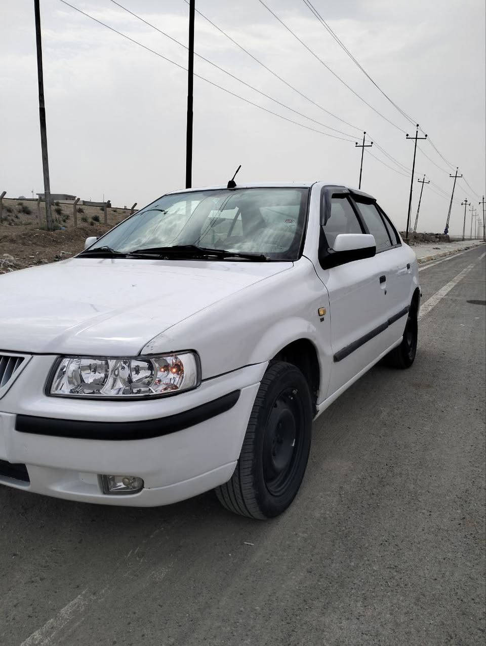 سمند للبيع نضيف اي عيب مابي سنويه لحد 2028موديل 2011 رقم صلاح الدين تحويل ثاني يوم تبديل بونيد وجاملغ  تبريد ثلج وتدفئة شغال طايرات جديد غرفه سيارة جديدة كير مكينه شرط فحص سيارة جاهزة بدون نواقص سعر 48وبي مجال رقم صاحب سياره ***********
