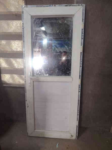 مستخدم نظيف السعر 45 وبيه مجال قليل ***********
