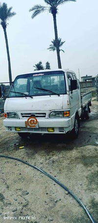 كيا للبيع موديل 96 رقم بغداد السعر 65 وبيها مجال للشراي رقم الهاتف 078...