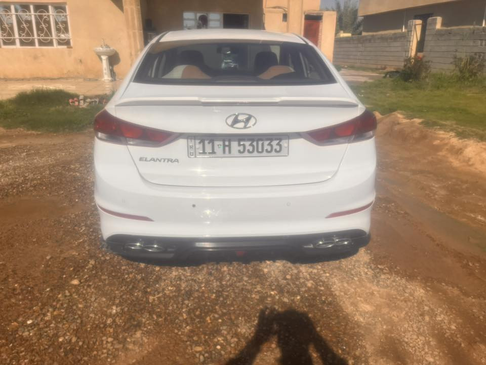 19 سوبر فول عدد البصبه ماشيه 250 الف بسمى مكانى ديالى *********** السعر 145 بيه مجال شى قليل
