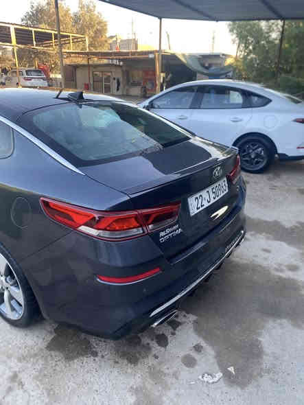 السلام عليكم كيا اوبتيما للبيع امريكي 2019 فئة ال S فول مواصفات للأخير  بنوراما كشنات كهرباء داخل جلد  بصمة  تحكمات سياقه ذاتيه وانتو تعرفون الفول بيها هواي مواصفات بعد حادثهة بابين عكس السايق والسونار موجود السعر $150 متواجد ع فيس والرقم ***********
