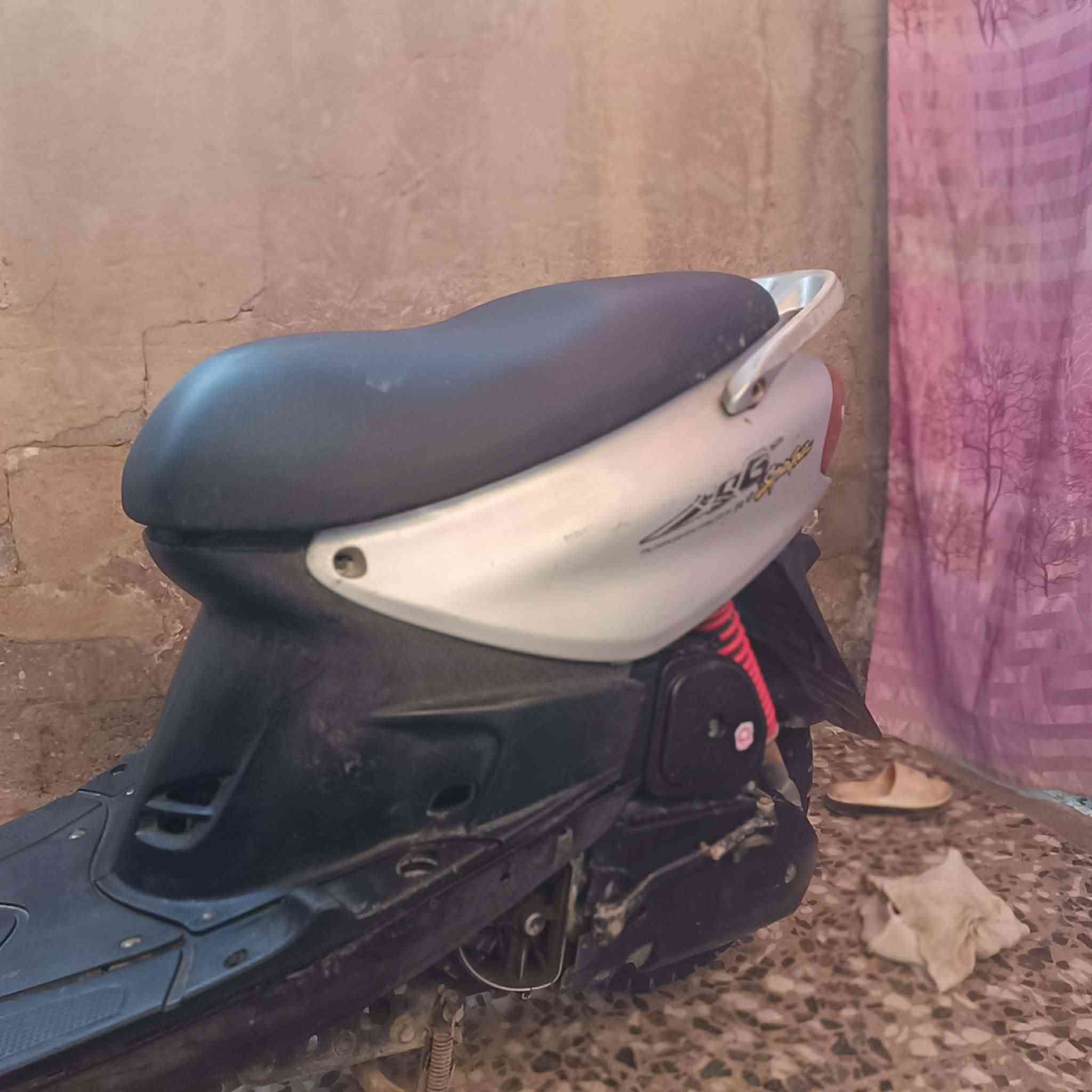 السلام عليكم دراجة  ماكس  قجمة نكرة سلف 
مابيھا اي نقص شغالة 
 منطقة الامين الثانية  
***********
ألسعر 350
