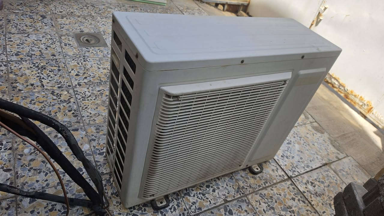 السلام عليكم 
سبلت توسوت 2 طن كمبريسر غاز R22 للبيع
القطعة الداخلية بيها فطر بالحوض ملحوم موضح بالصور
السبلت يشتغل بدلته بواحد انفيرتر تحكم 
السعر 200 الف دينار 
مكاني بغداد الاعظمية - توصيل ماعندي
اي استفسار تفضل خاص


**إذا كنت صاحب هذا الإعلان وتريد حذفه لأي سبب، رجاءا أرسل رسالة إلى الدعم الفني**
