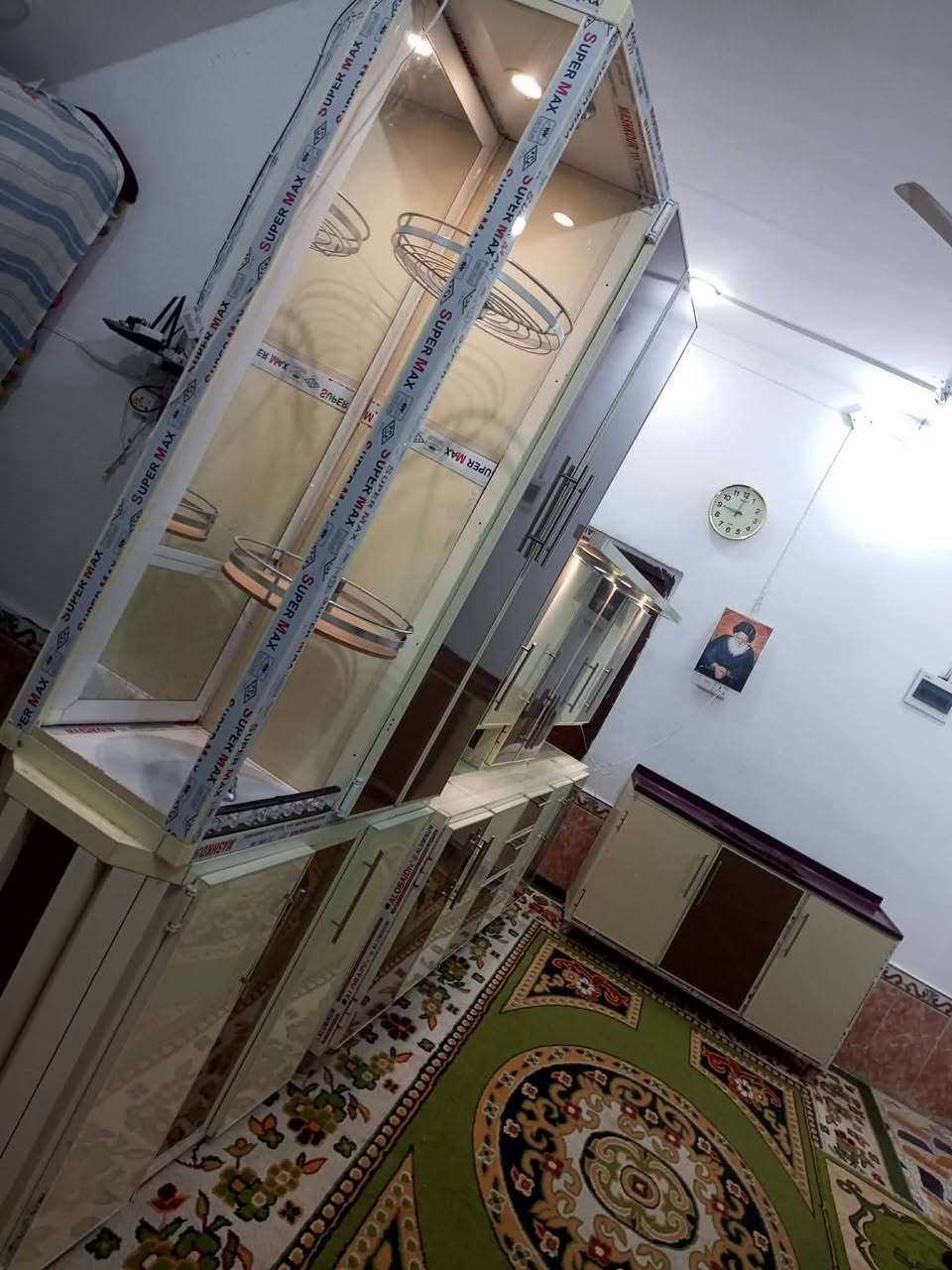 يا رزاق للبيع السعر 850 مستخدم تسكام الثقيل ويه الزاويه يصير أربع امتار السنك مرمر متر أو نص الشراي يراسلني خاص ادزله الفيديو والعنوان


**إذا كنت صاحب هذا الإعلان وتريد حذفه لأي سبب، رجاءا أرسل رسالة إلى الدعم الفني**