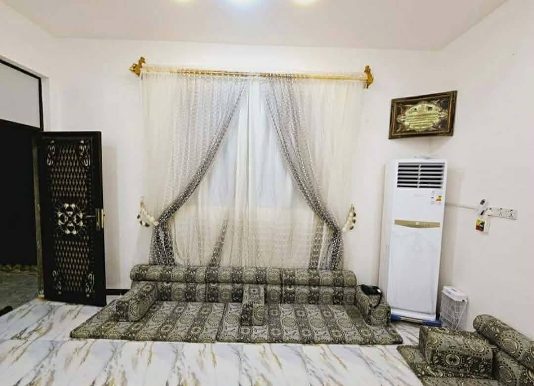 🔶 #بيت_حديث_في_ال36
🔶 #المساحة_305_متر_2023
🔷 #التفاصيل طابق واحد ثلاث غرف نوم
       شارع 20 مقابيل الحولي 
🔷مكتب خالد للعقارات / الحيدرية / شارع المحافظة قرب افران العامل 
☎️ الاتصال :
               ***********
               ***********
