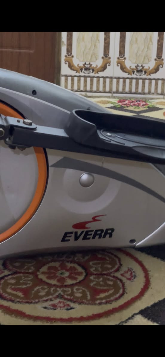 السلام عليكم بايسكل رياضي لبيع نضيف جدا نوعيه تخبل لسعر 140وبي مجال بسيط


**إذا كنت صاحب هذا الإعلان وتريد حذفه لأي سبب، رجاءا أرسل رسالة إلى الدعم الفني**