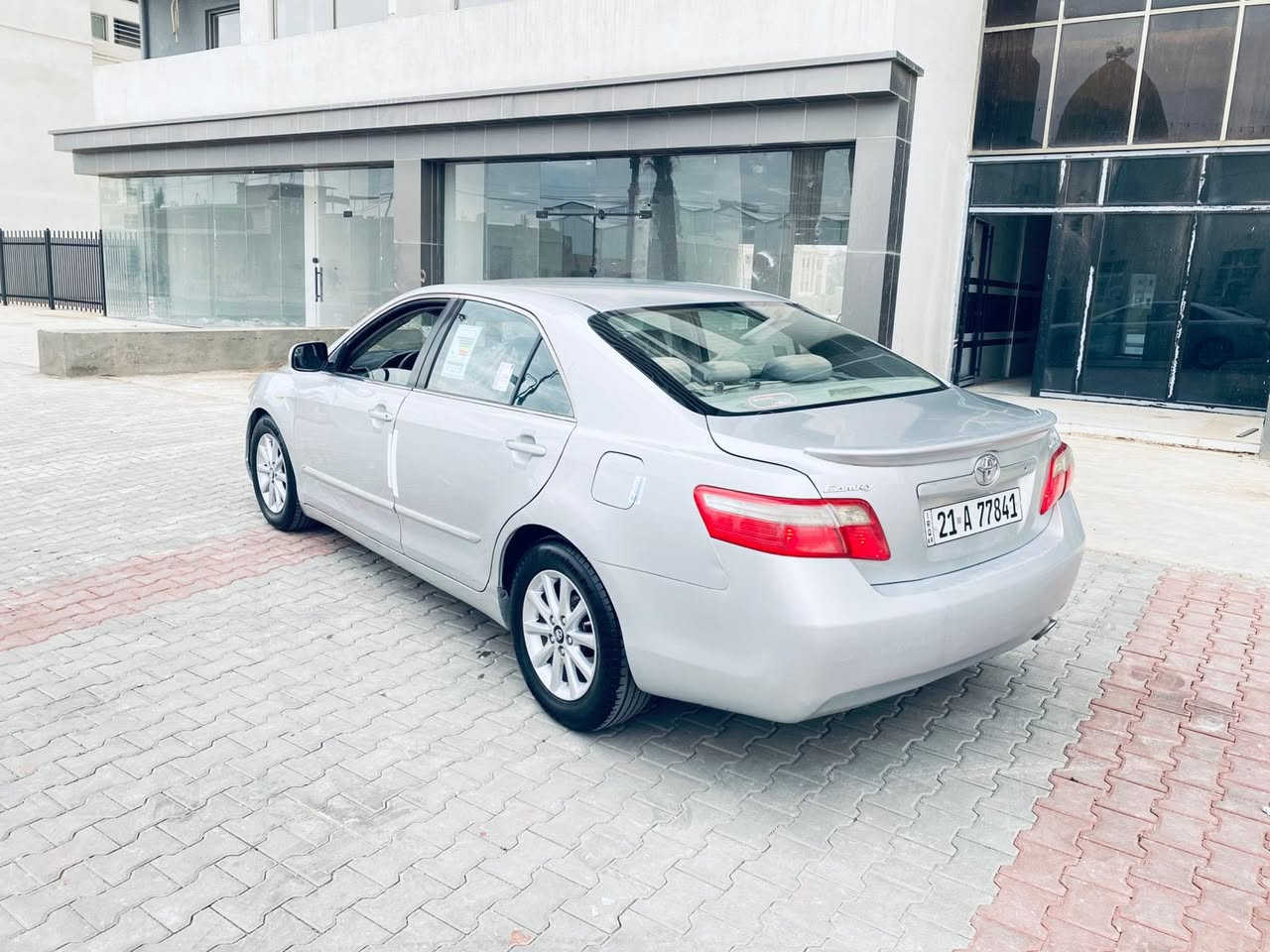 السلام عليكم للبيع بسعر//110 مجال جدا بصيط
كامري خليجي 2008 رقم سليمانيه انلكيزي سنويه 31 /هزه 26 شرط التحويل وغرمات 
السياره كلين بدون صبغ بدون تبديل عده تكحيل كارت بلجنطه ومكانين بارد باقي كفاله 
المحرك والكير شرط بدون تنقيص بدون تبخير بدون رواجز 
جاهزه بدون مصرف كله جديد 
مكان السياره تكريت القادسيه 
هـ*********** 
اعتذر الاقصاط والوعده
