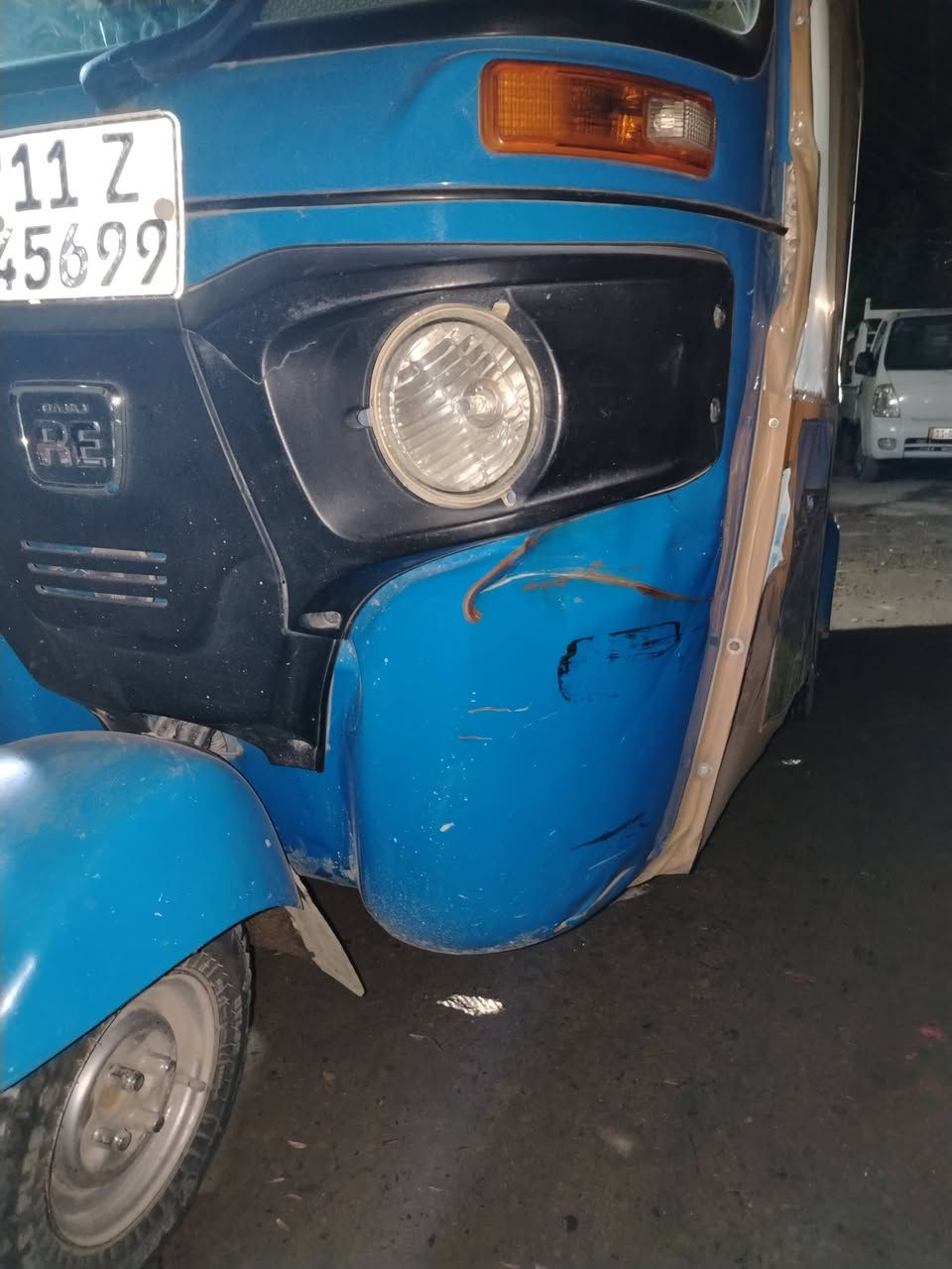 السلام عليكم تكتك البيع تحويل ثاني يوم الموديل 2021تكتك كبل الشارع السعر 8/مليون المكان بغدادالدوره الرقم ***********تصال واتساب
