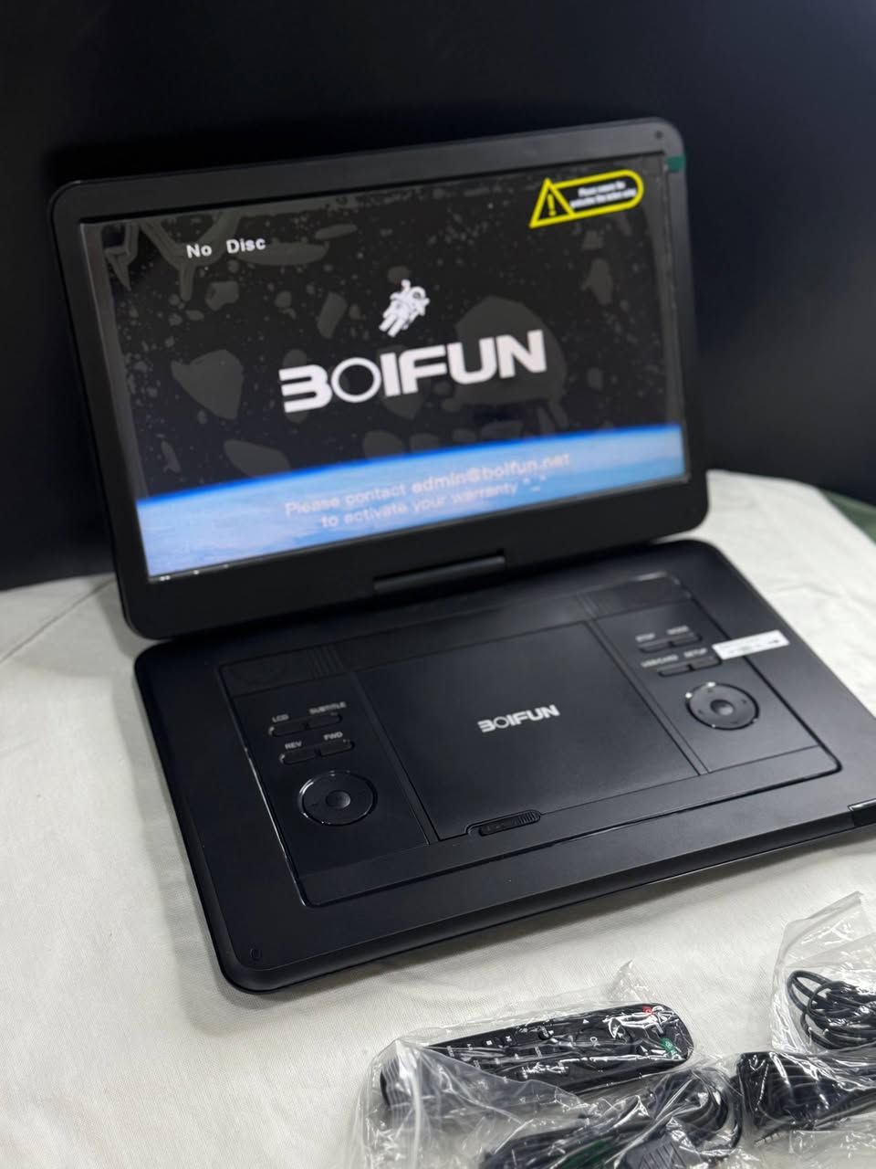 عارض dvd مع مدخل العاب و سويج مال سياره يعني يشتغل حتى على السياره ويعمل أيضا ك شاشه عرض مونتر


**إذا كنت صاحب هذا الإعلان وتريد حذفه لأي سبب، رجاءا أرسل رسالة إلى الدعم الفني**