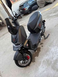 دراجة تسلا سبورت تايلج فول موصفات ٦ بطاريات كبار بل جيس سعرها 950 وبيه...