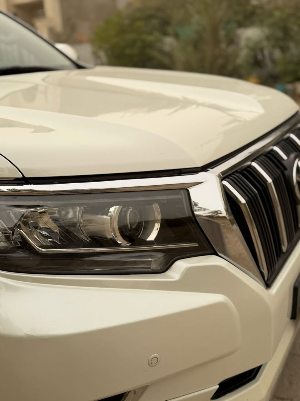 سلام عليكم اخوان ❤️🌹
.
.
برادو 2018 رقم اربيل الجديد لون ابيض
مكفولة من الصبغ والفتح والكود والحالوب والتبديل نهائياً 

استلام شركة ساز 
موصفات TXL
فتحة بصمة 
6سلندر لايت زنون ثلاجة دبل تانكي فور ويل وباقي المواصفات المعروفة حساس امامي خلفي 

السيارة جديدة جداً استخدام نضيف كير محرك ميكانيك كهربائيات كله جديد ماشية 69 الف

السعر ( 38,500 ) وبيها مجال للطيبين 
للاستفسار ***********
