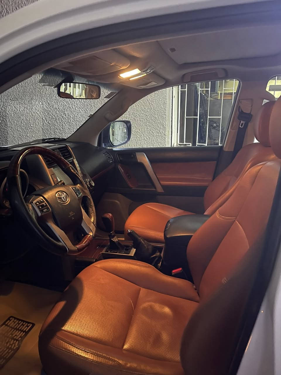 برادو 13 سته سلندر دبل تانكي اسبير تعليك رقم بغداد ماشيه 122 مكفوله من كشر ومحرك وكير كله بلاديه مكانها زيونه سعرها 290 $ للاتصال ***********
