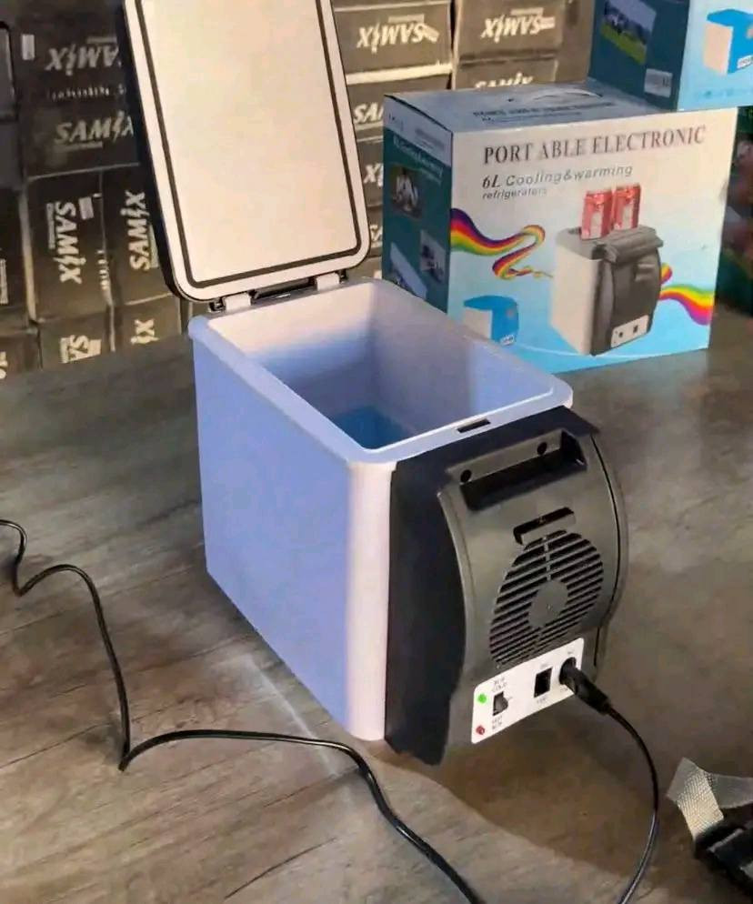 ثلاجة سيارة تشتغل عالجداحة لأصحاب التريلات والسفرات للصيد والسفر 
السعر 55 الف
(حار و بارد) يعني بالصيف تبرد وبالشتا تدفي وحجمها جدا مناسب لكل السيارات وقوة تبريدها  حلوة  تبرد بشكل جميل  وتحفظ البرودة يعني لتشيل هم بطل الماء او الببسي او الفواكه يصيرون حارين لا البرودة والانتعاش دايما ويا الثلاجة المتنقلة
للحجز مراسلة الصفحة 🌸


**إذا كنت صاحب هذا الإعلان وتريد حذفه لأي سبب، رجاءا أرسل رسالة إلى الدعم الفني**