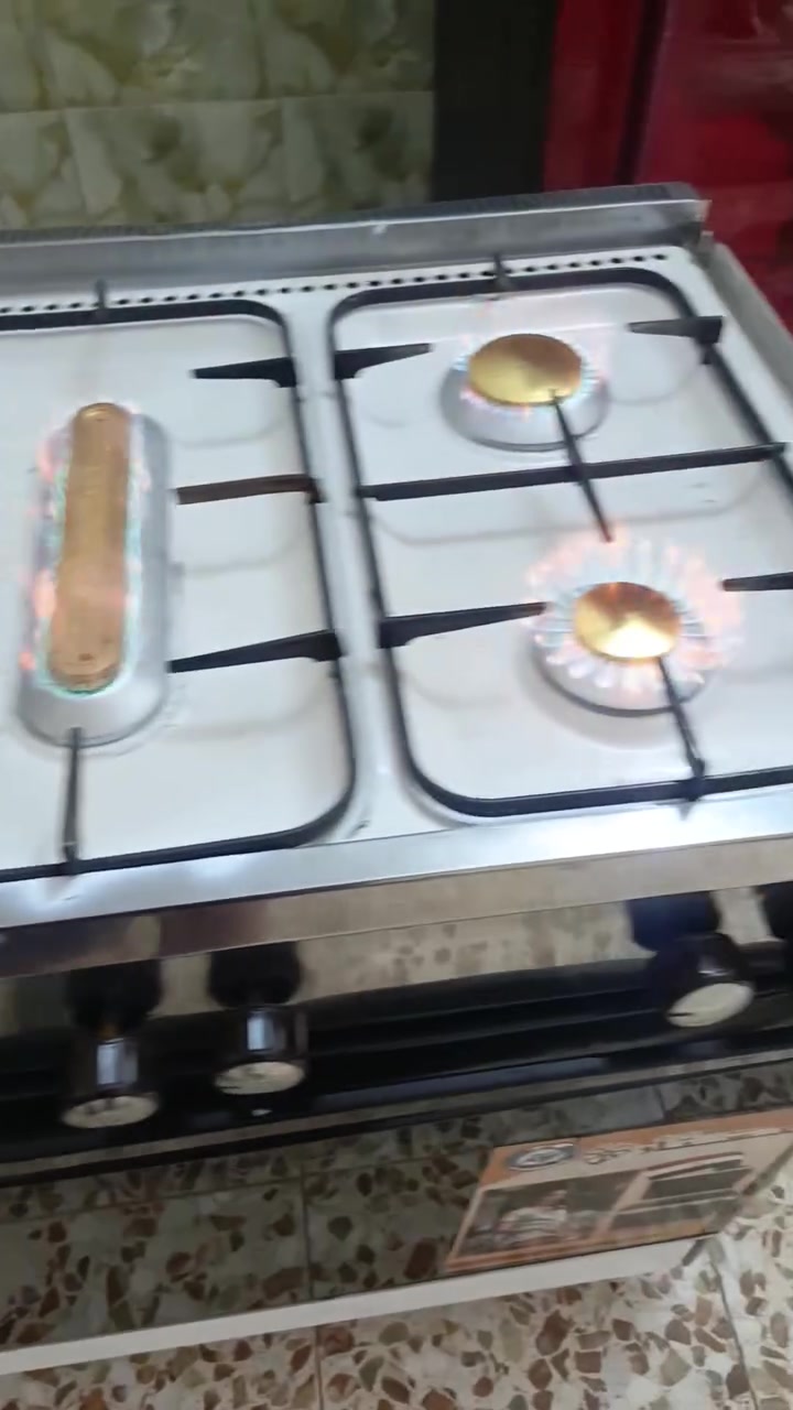 السلام عليكم 
للتواصل 
***********
