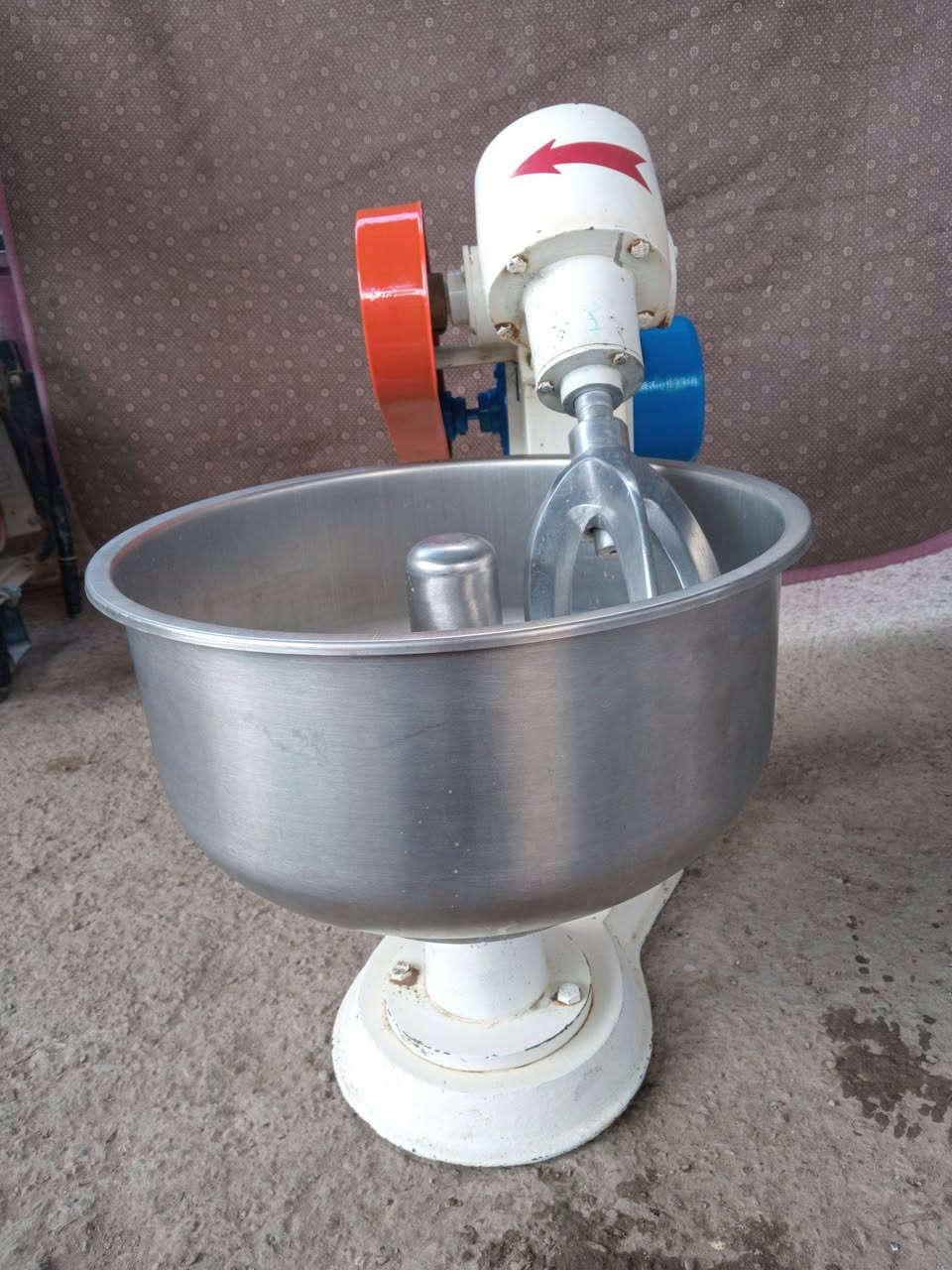 السلام عليكم 
للبيع عجانه 15 كيلو جدا نظيفه مكاني بغداد جكوك قريب على الكاظمية السعر (٢٣٠)
***********
