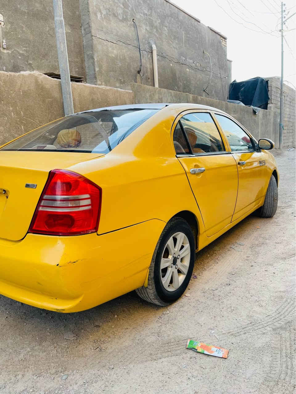 ليفان ( 620 ) موديل 2011 سيارة سنوية للـ28 تحويل ثاني يوم راعيها موجود بالبصرة ماعليها غرامات سيارة گير ومحرك كورلا جدد مكفولات سيارة جاهزة للبيع والبدي شوفة عينك نظيف تلحيظات خفيفة جدا
دوشمه جديدة 
مشط جديد 
التبريد شغال فابريتا جديدة ونقص غاز فقط 
السعر 36 وبيها مجال بسيط للشراي 
مستعجل على البيع 
مكانها البصرة - ابي الخصيب 

رقم التلفون : ***********

رقم واتساب فقط : *********** البصرة, العراق
