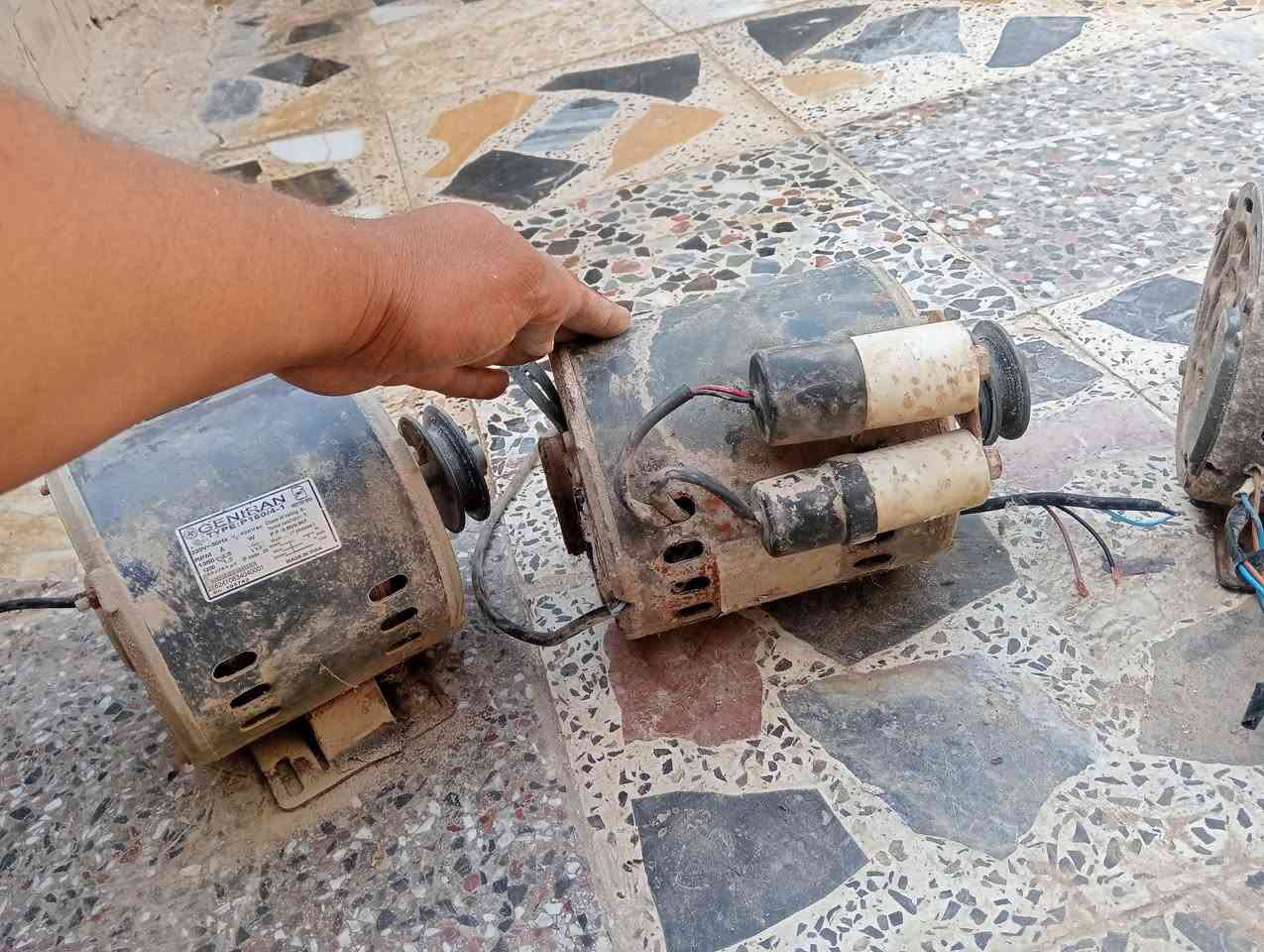 سلام عليكم على شرط والفحص ويدلل ليريدهن


**إذا كنت صاحب هذا الإعلان وتريد حذفه لأي سبب، رجاءا أرسل رسالة إلى الدعم الفني**